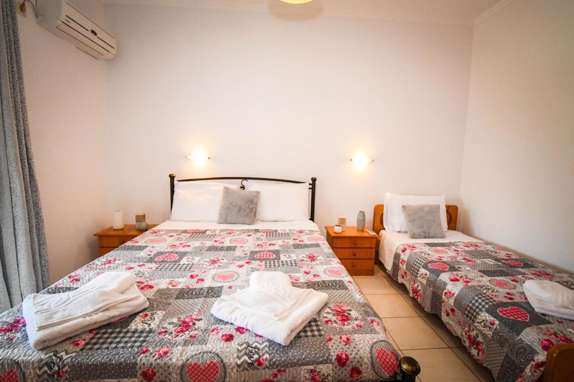 Varvarigos Village Appartement Áyios Kírikos